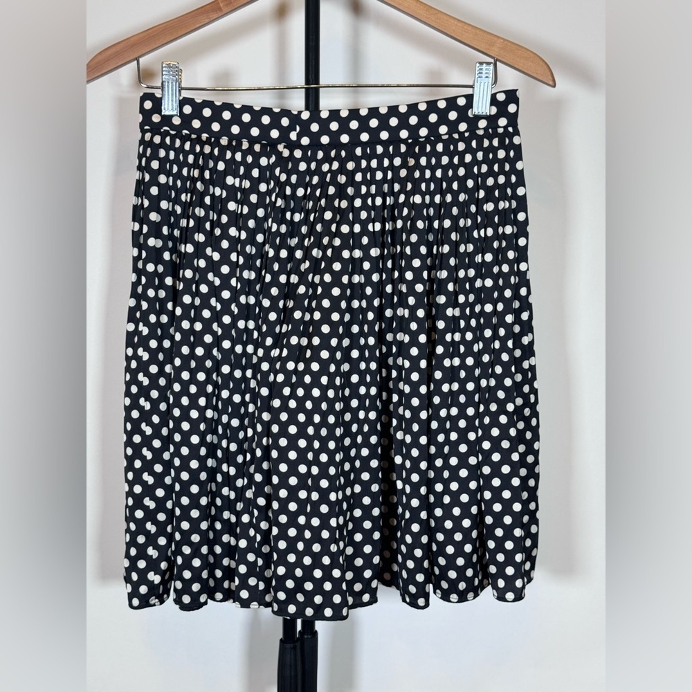 NWOT JCrew Featherweight satin mini skirt in dot - Picture 4 of 6
